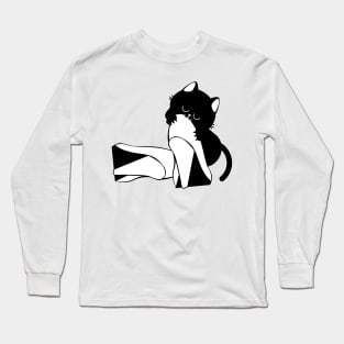 Black kitten loves new shoes Long Sleeve T-Shirt